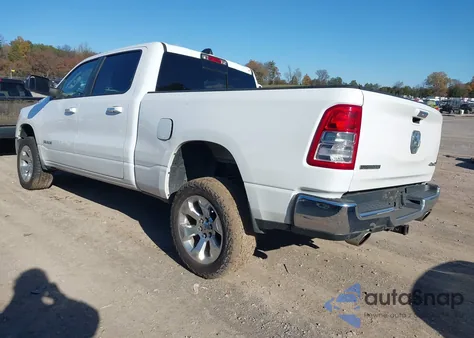 2019 Ram 1500 Big Horn/Lone Star 4X4 6'4 Box z USA, uszkodzony, nr VIN 1C6SRFMT3KN689549
